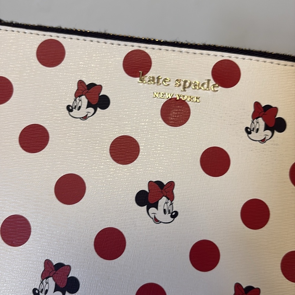 kate spade White & Red Minnie Mouse Polka Dot Wristlet Clutch - Picture 13 of 16